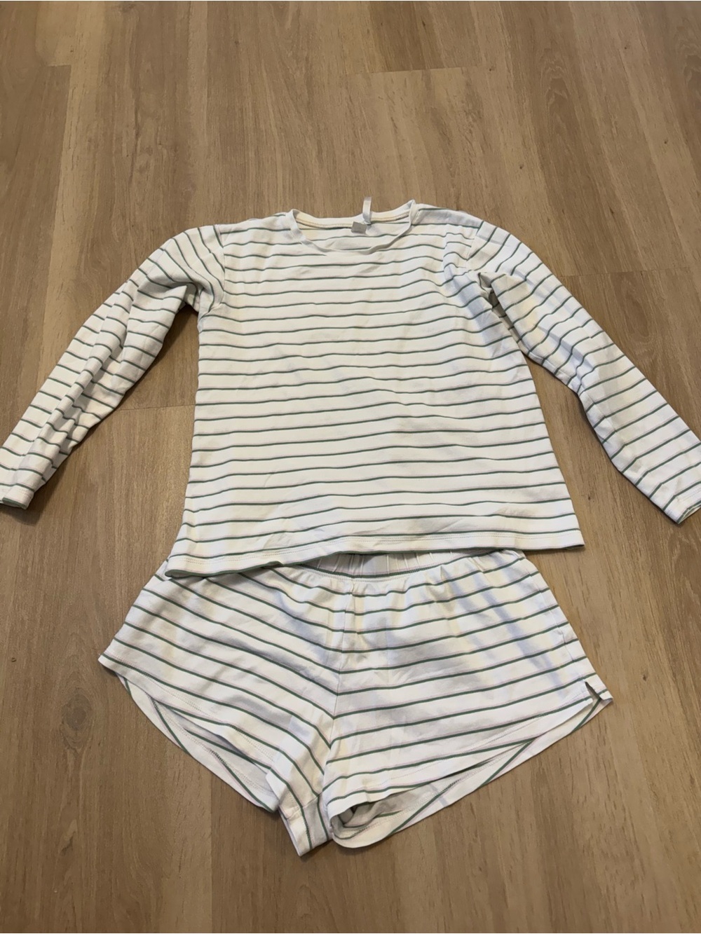 Striped Long-Sleeve and Short Pajama Set - White with Thin Green Stripes